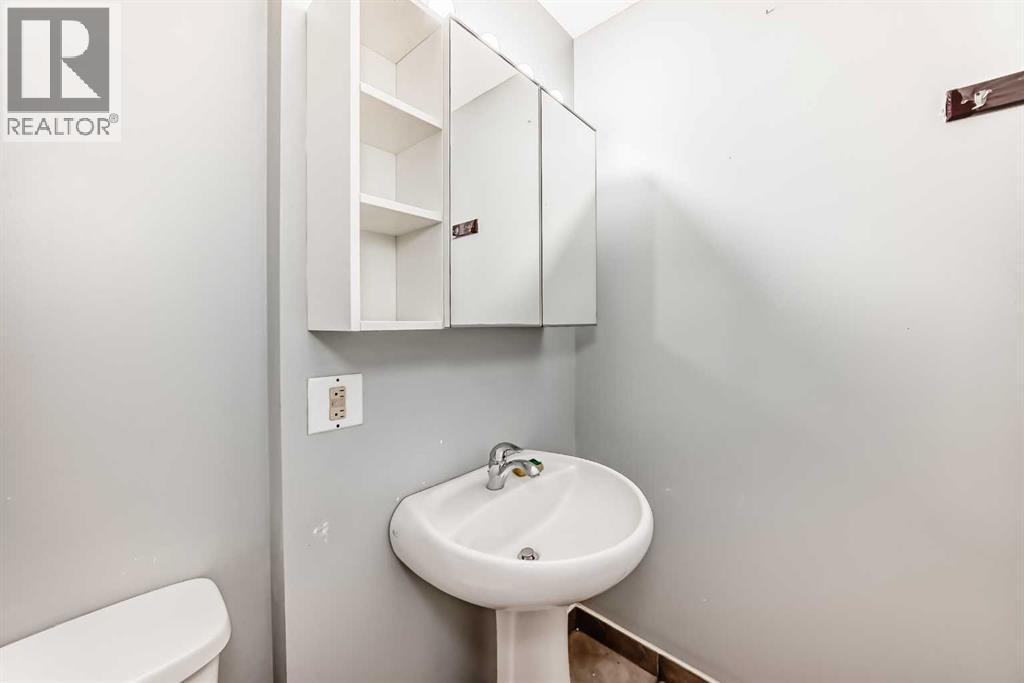 63 Falshire Place Ne, Calgary, Alberta  T3J 2C6 - Photo 27 - A2297314