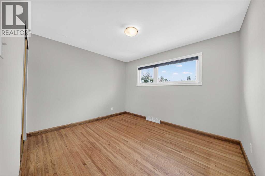 23 Hyslop Drive Sw, Calgary, Alberta  T2V 3A2 - Photo 16 - A2298506