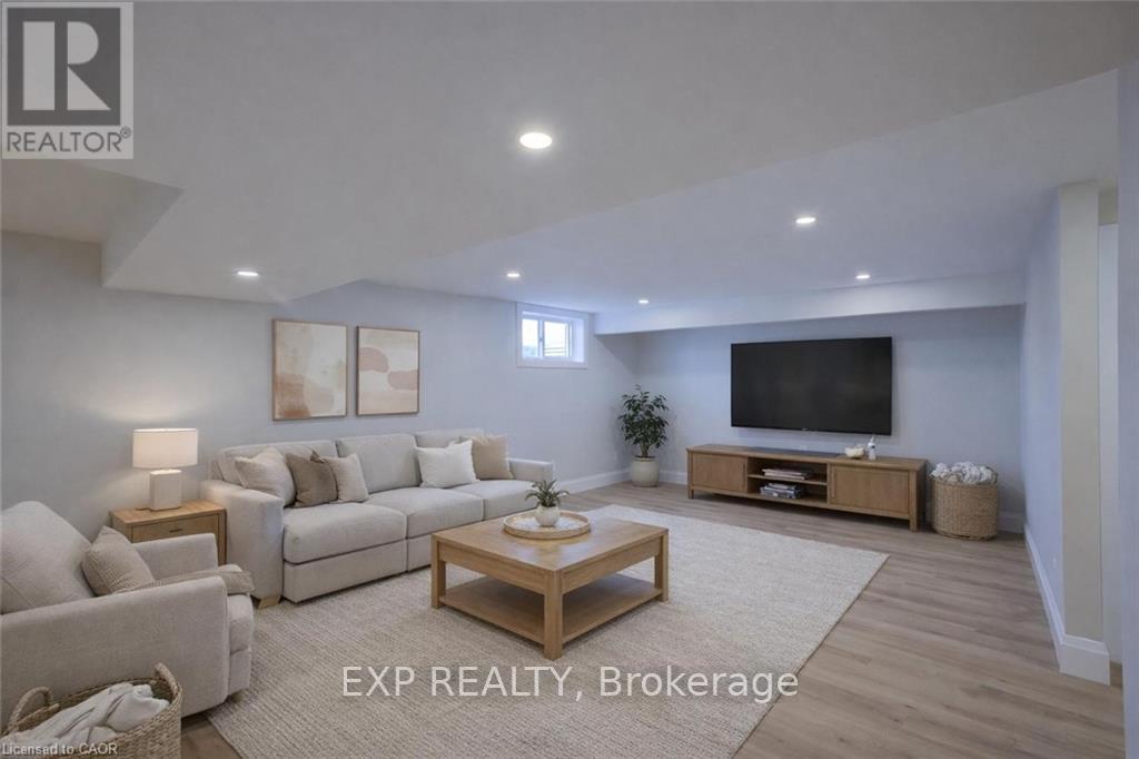 91 Bedell Drive, Mapleton, Ontario  N0G 1P0 - Photo 6 - X12956608