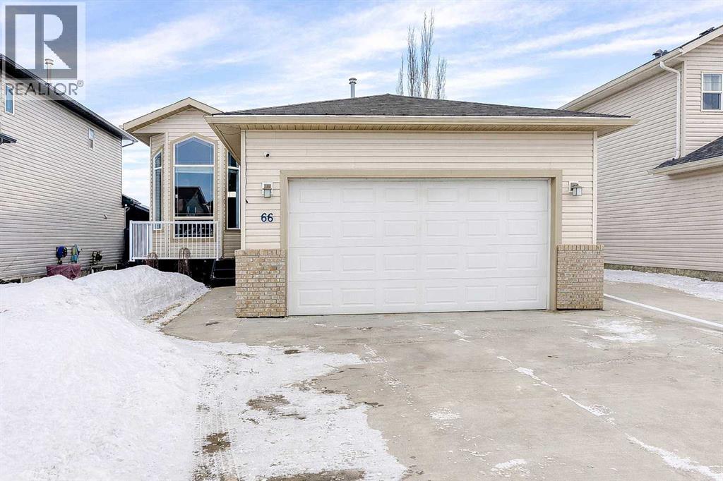 66 Pinnacle Lake Drive, Grande Prairie, Alberta  T8W 0A9 - Photo 1 - A2292929