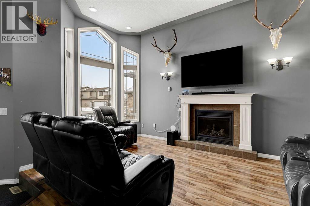 66 Pinnacle Lake Drive, Grande Prairie, Alberta  T8W 0A9 - Photo 3 - A2292929