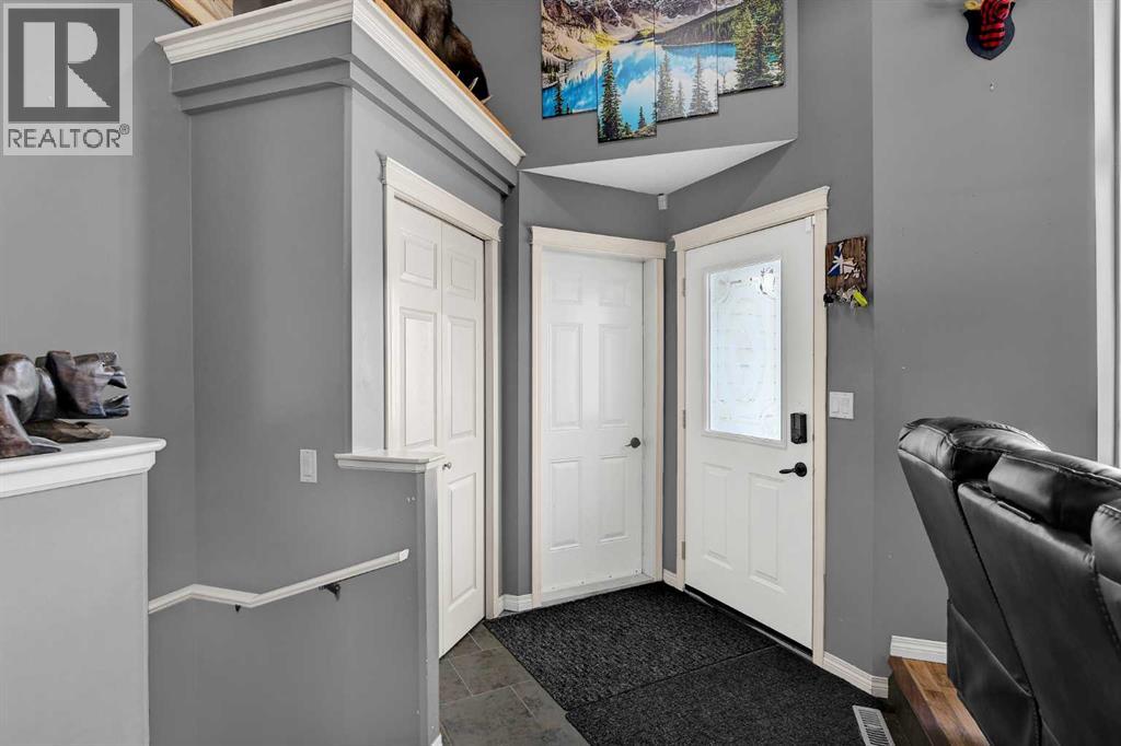 66 Pinnacle Lake Drive, Grande Prairie, Alberta  T8W 0A9 - Photo 2 - A2292929