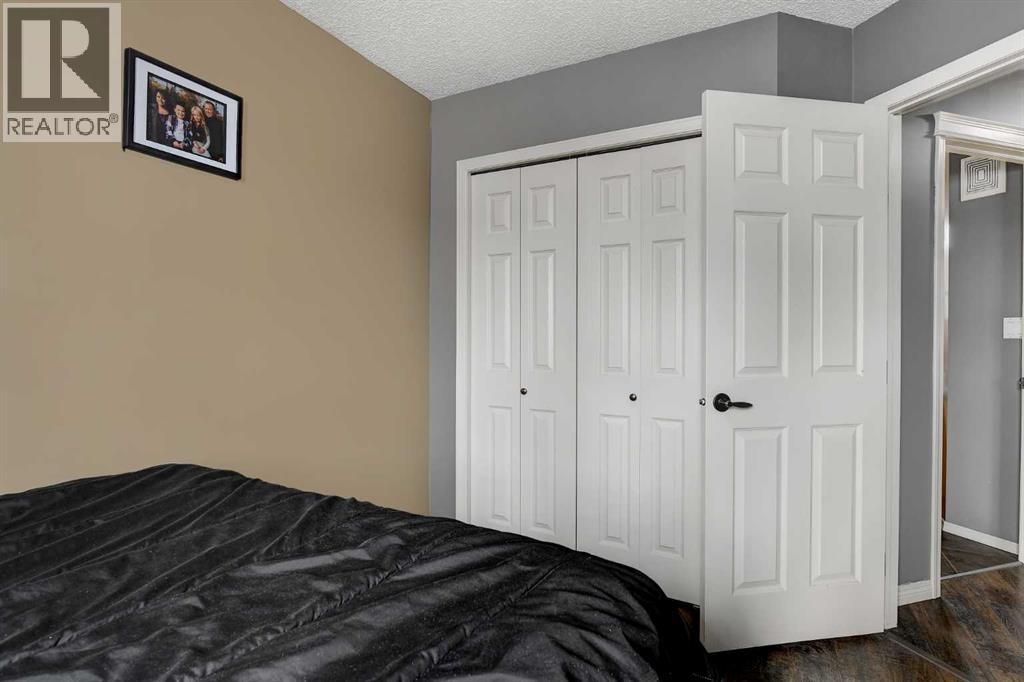 66 Pinnacle Lake Drive, Grande Prairie, Alberta  T8W 0A9 - Photo 22 - A2292929