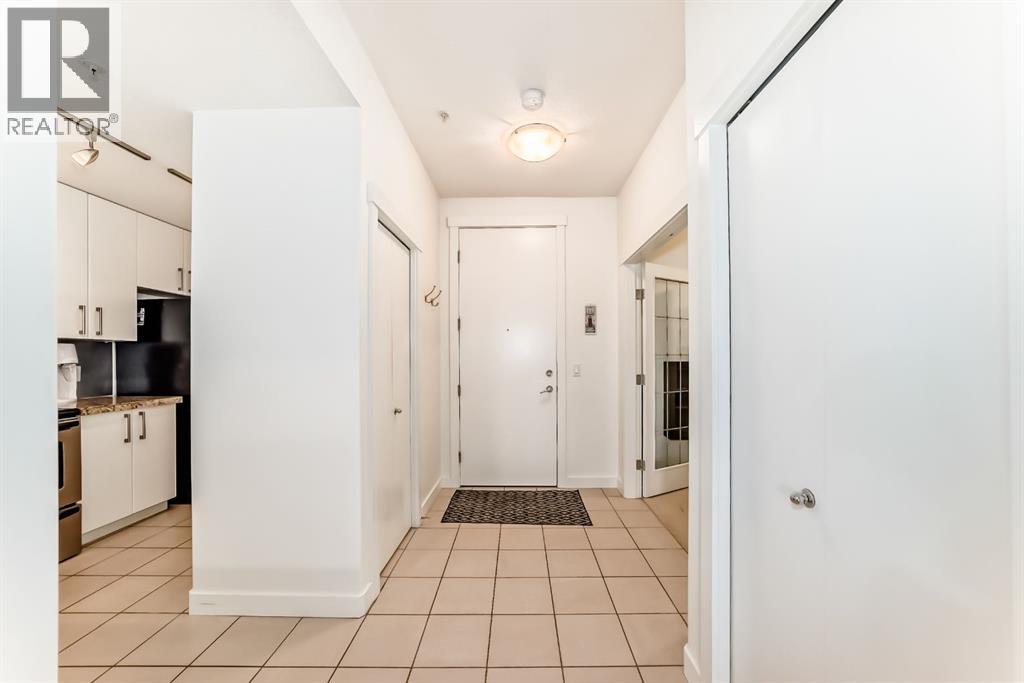 404, 1000 Centre Avenue NE, Calgary, Alberta  T2E 9C4 - Photo 3 - A2298122