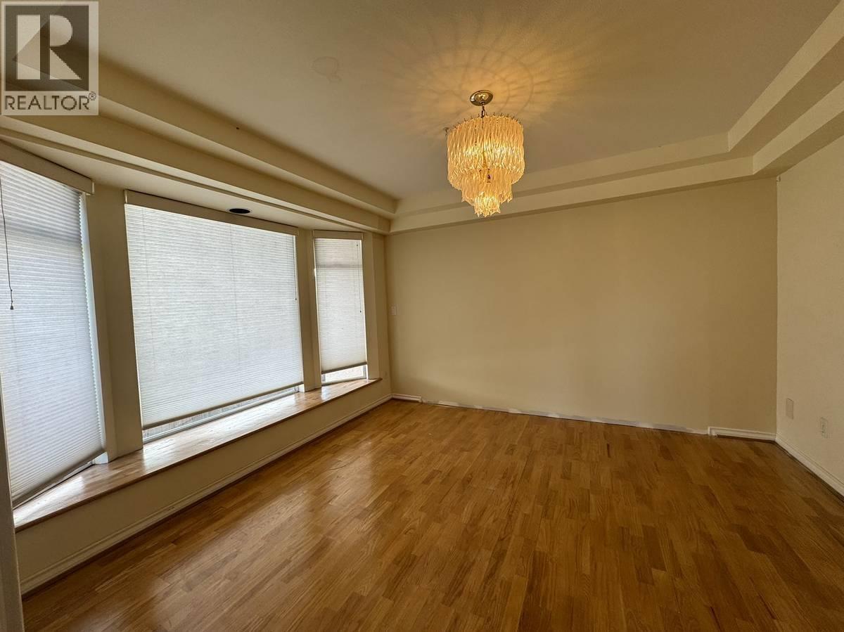 2400 West 19th Avenue, Vancouver, British Columbia  V6L 1C7 - Photo 8 - R3106906