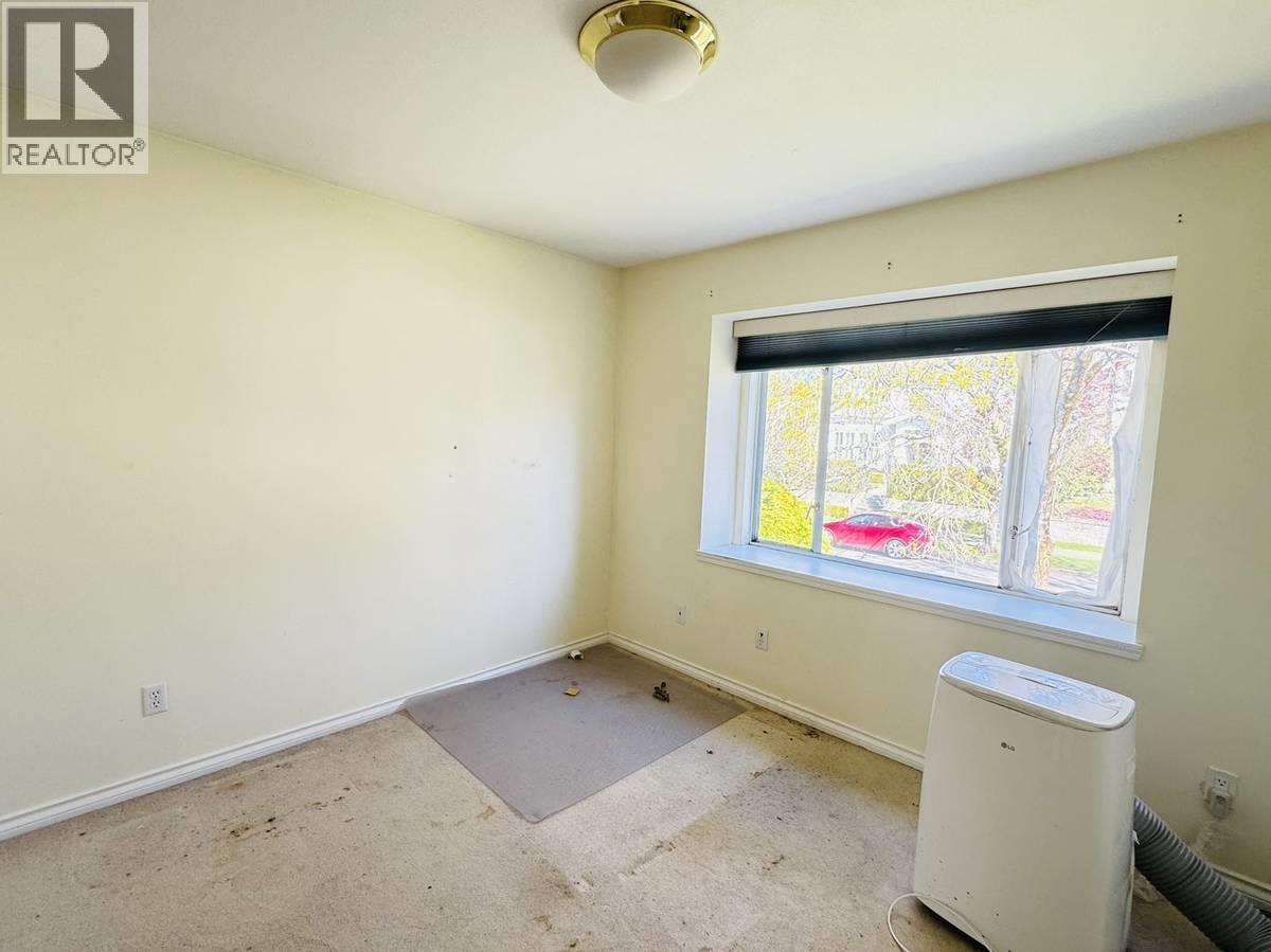 2400 West 19th Avenue, Vancouver, British Columbia  V6L 1C7 - Photo 6 - R3106906