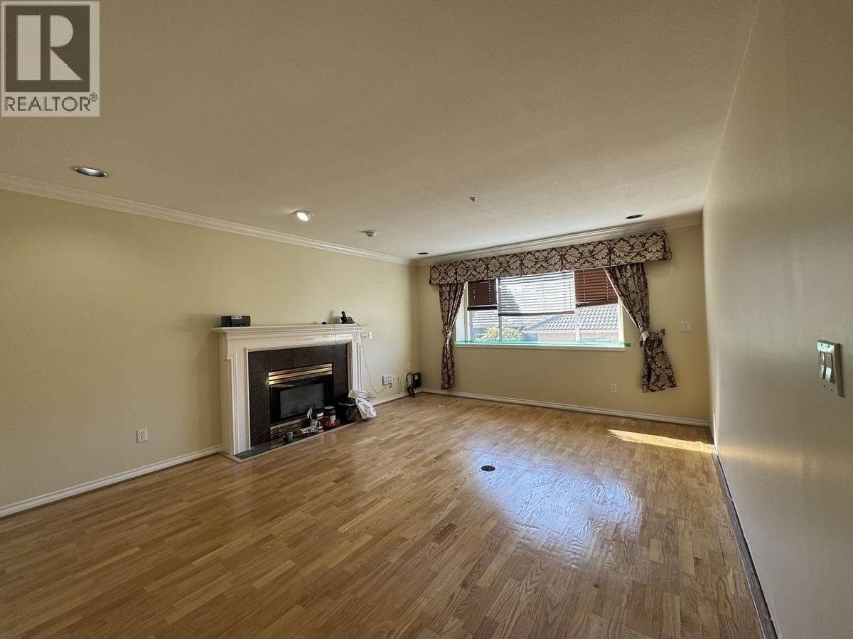 2400 West 19th Avenue, Vancouver, British Columbia  V6L 1C7 - Photo 4 - R3106906