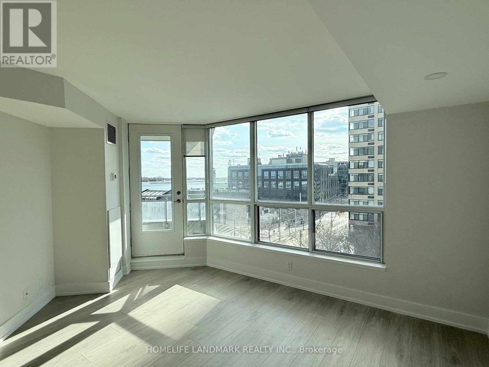 727 - 230 Queens Quay W, Toronto, Ontario  M5J 2Y7 - Photo 12 - C12956616