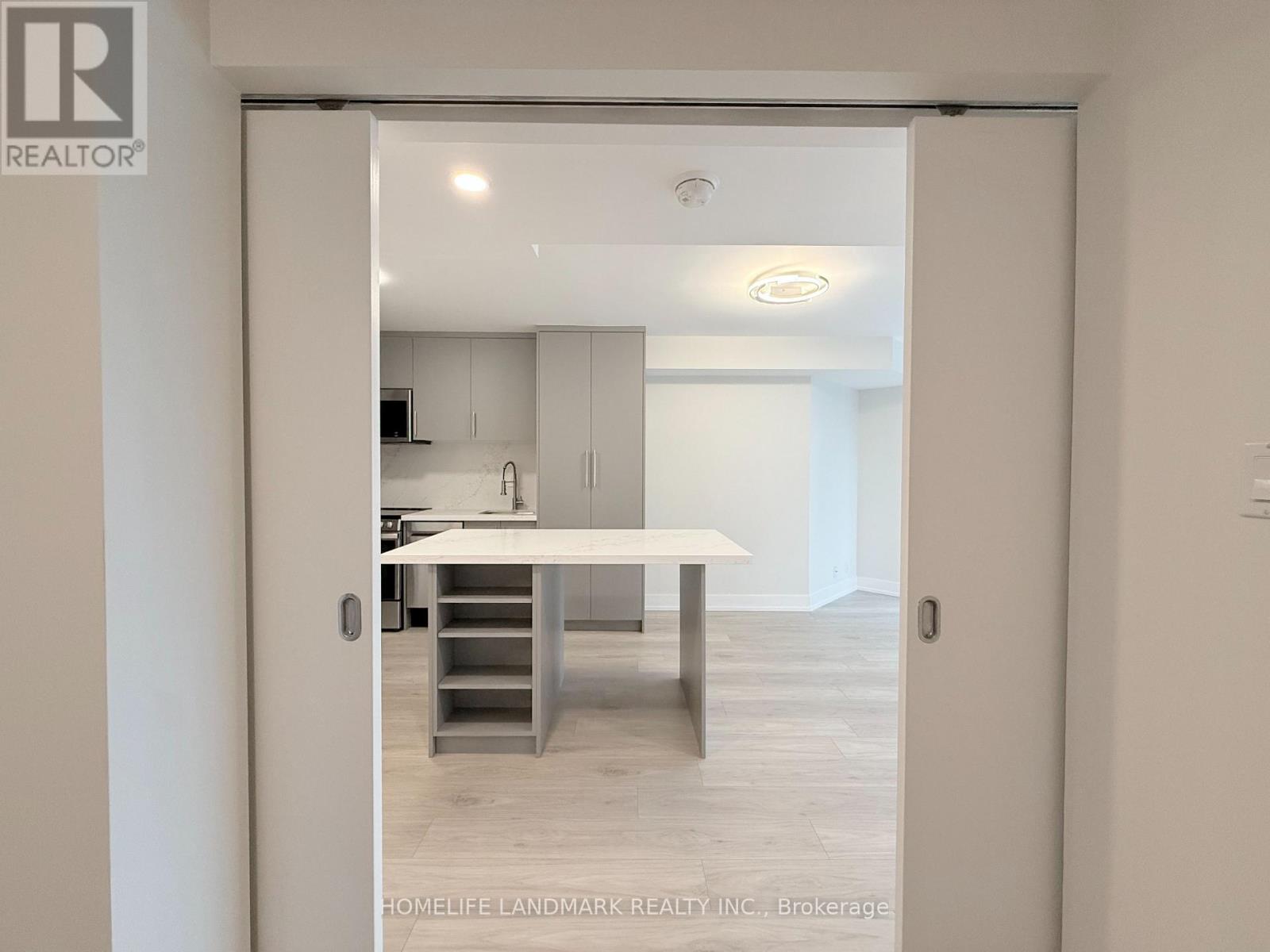 727 - 230 Queens Quay W, Toronto, Ontario  M5J 2Y7 - Photo 13 - C12956616