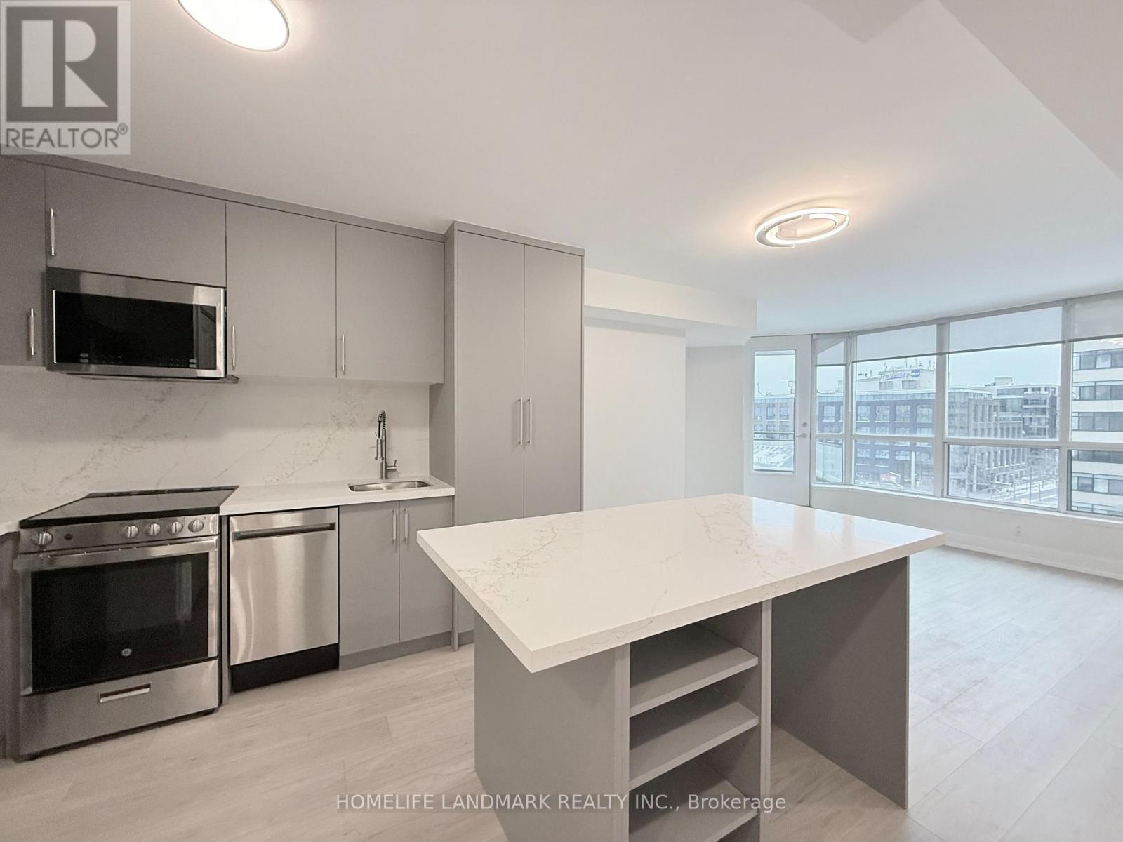 727 - 230 Queens Quay W, Toronto, Ontario  M5J 2Y7 - Photo 6 - C12956616