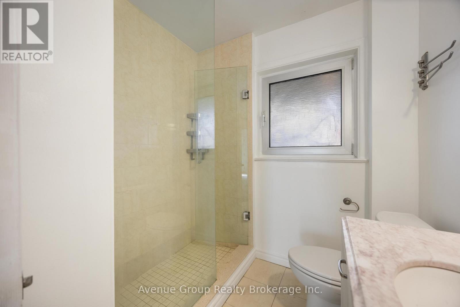 Main - 10 Chipping Road, Toronto, Ontario  M3B 1L1 - Photo 16 - C12956626