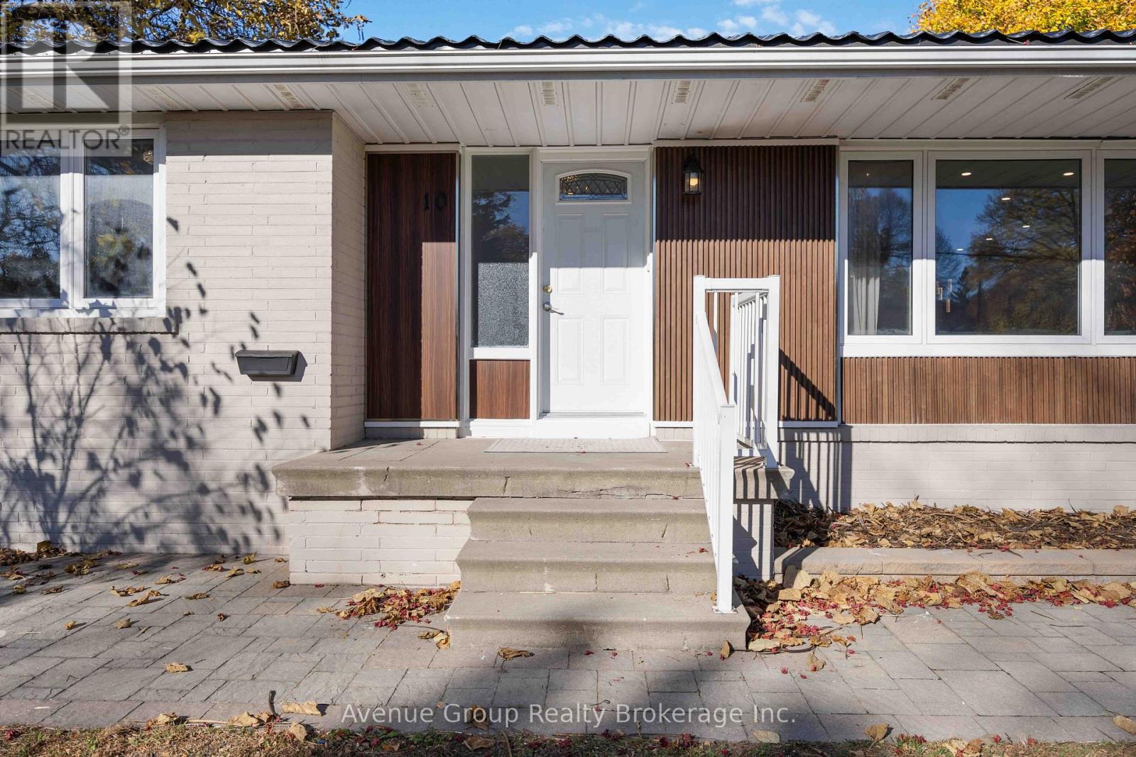 Main - 10 Chipping Road, Toronto, Ontario  M3B 1L1 - Photo 5 - C12956626