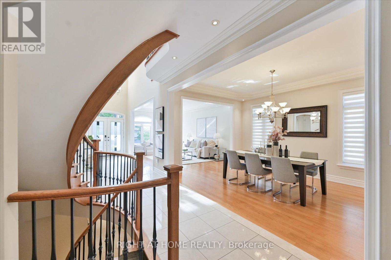 154 Charlton Boulevard, Toronto, Ontario  M2R 2J1 - Photo 13 - C12956632