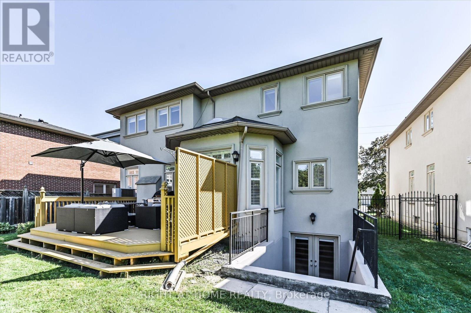 154 Charlton Boulevard, Toronto, Ontario  M2R 2J1 - Photo 48 - C12956632