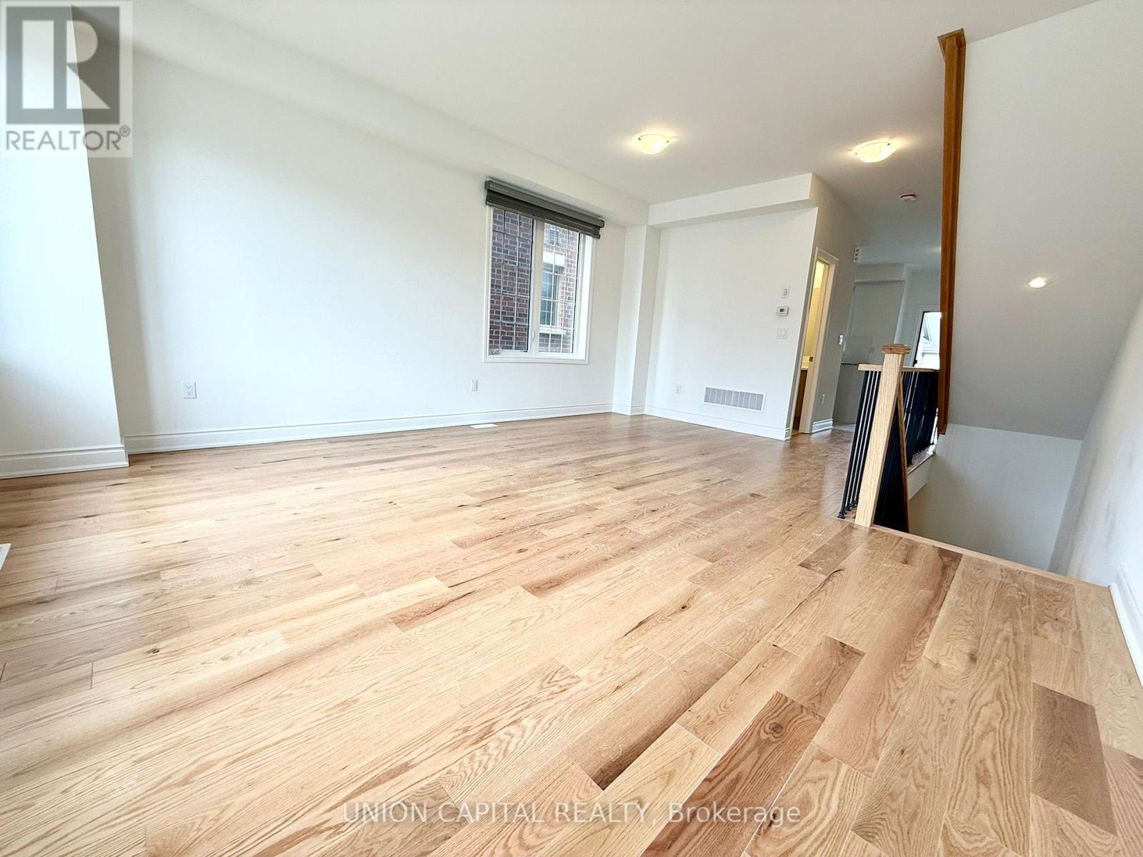 11 Franklin Avenue, Toronto, Ontario  M1C 1N8 - Photo 7 - E12956620