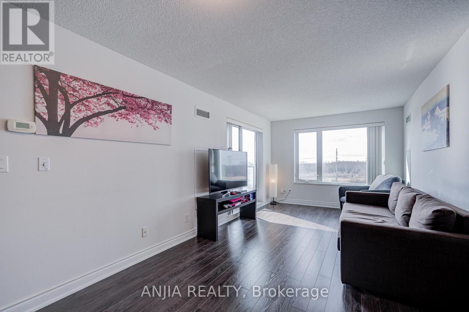 1112 - 273 South Park Road, Markham, Ontario  L3T 0B5 - Photo 10 - N12956618