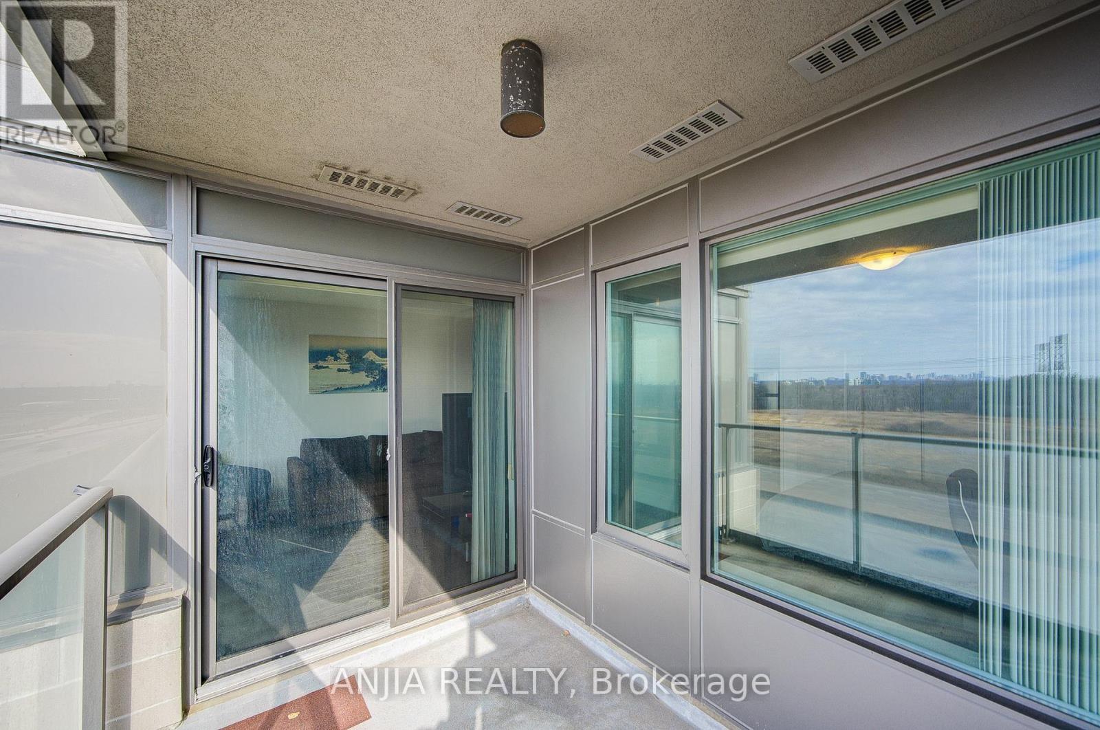 1112 - 273 South Park Road, Markham, Ontario  L3T 0B5 - Photo 21 - N12956618