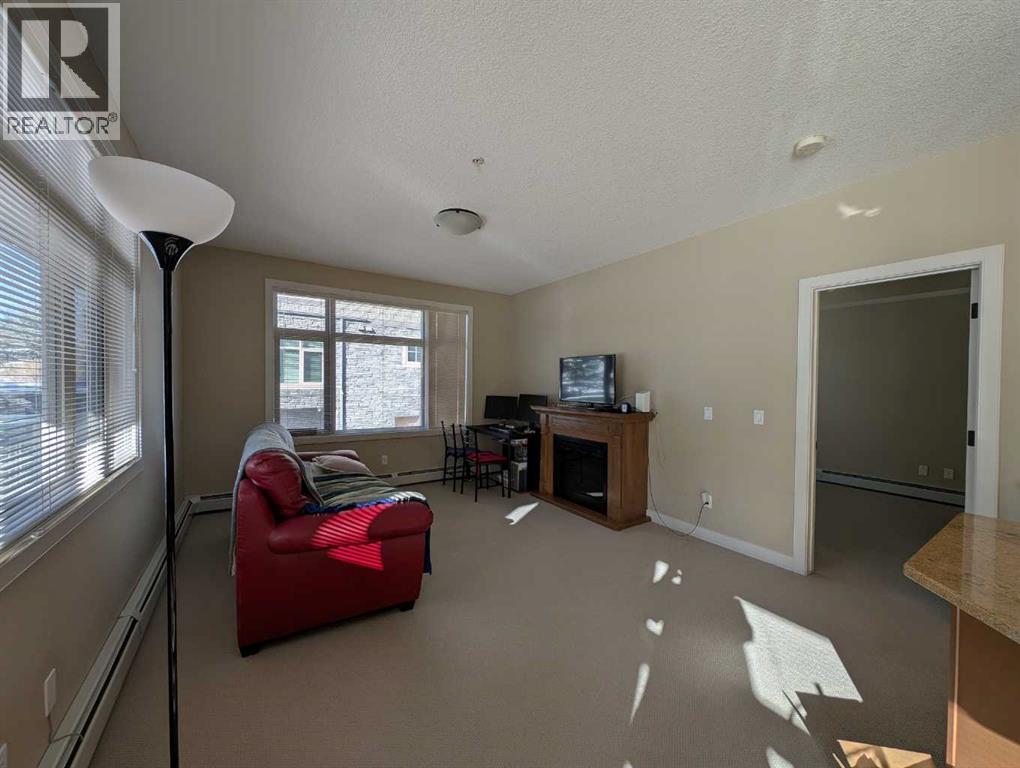 203, 35 Aspenmont Heights Sw, Calgary, Alberta  T3H 0E5 - Photo 9 - A2291530