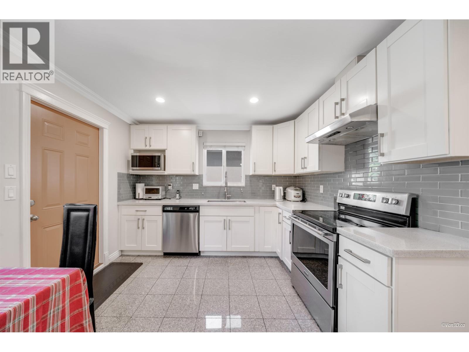 7531 Oak Street, Vancouver, British Columbia  V6P 4A4 - Photo 8 - R3087407