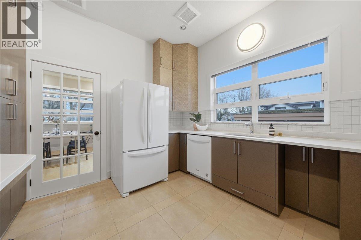 6733 Vivian Street, Vancouver, British Columbia  V5S 2T7 - Photo 13 - R3097641