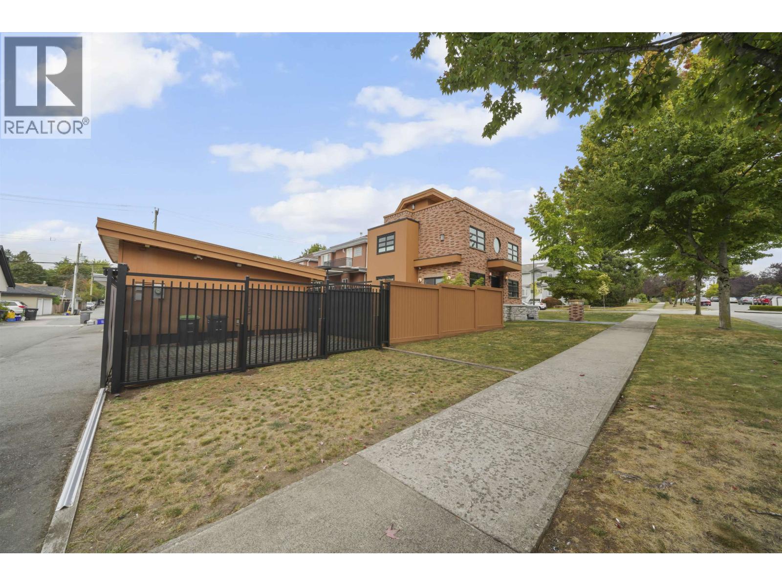 6733 Vivian Street, Vancouver, British Columbia  V5S 2T7 - Photo 39 - R3097641