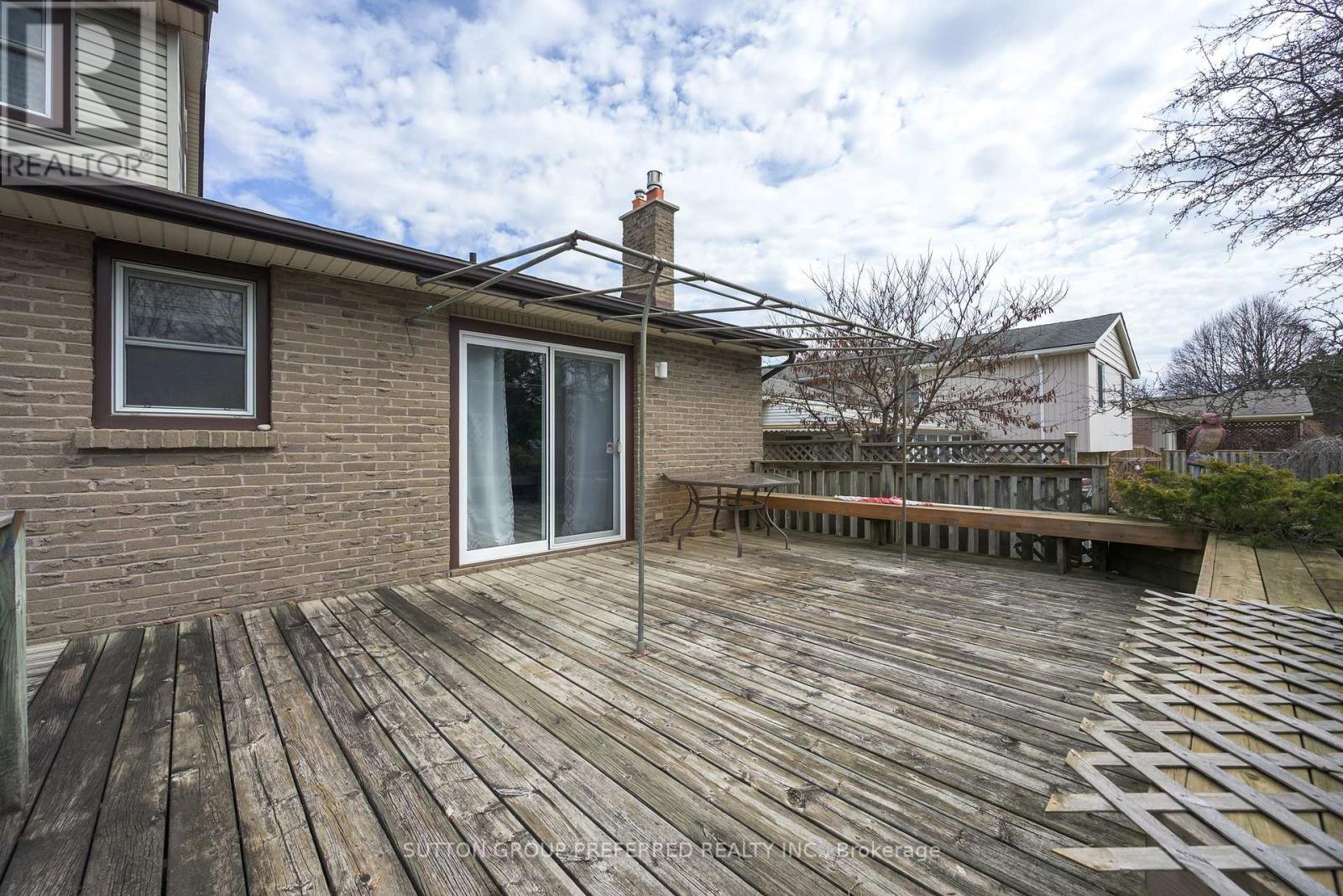 115 Brixham Crescent, London South, Ontario  N6K 1K9 - Photo 5 - X12956648