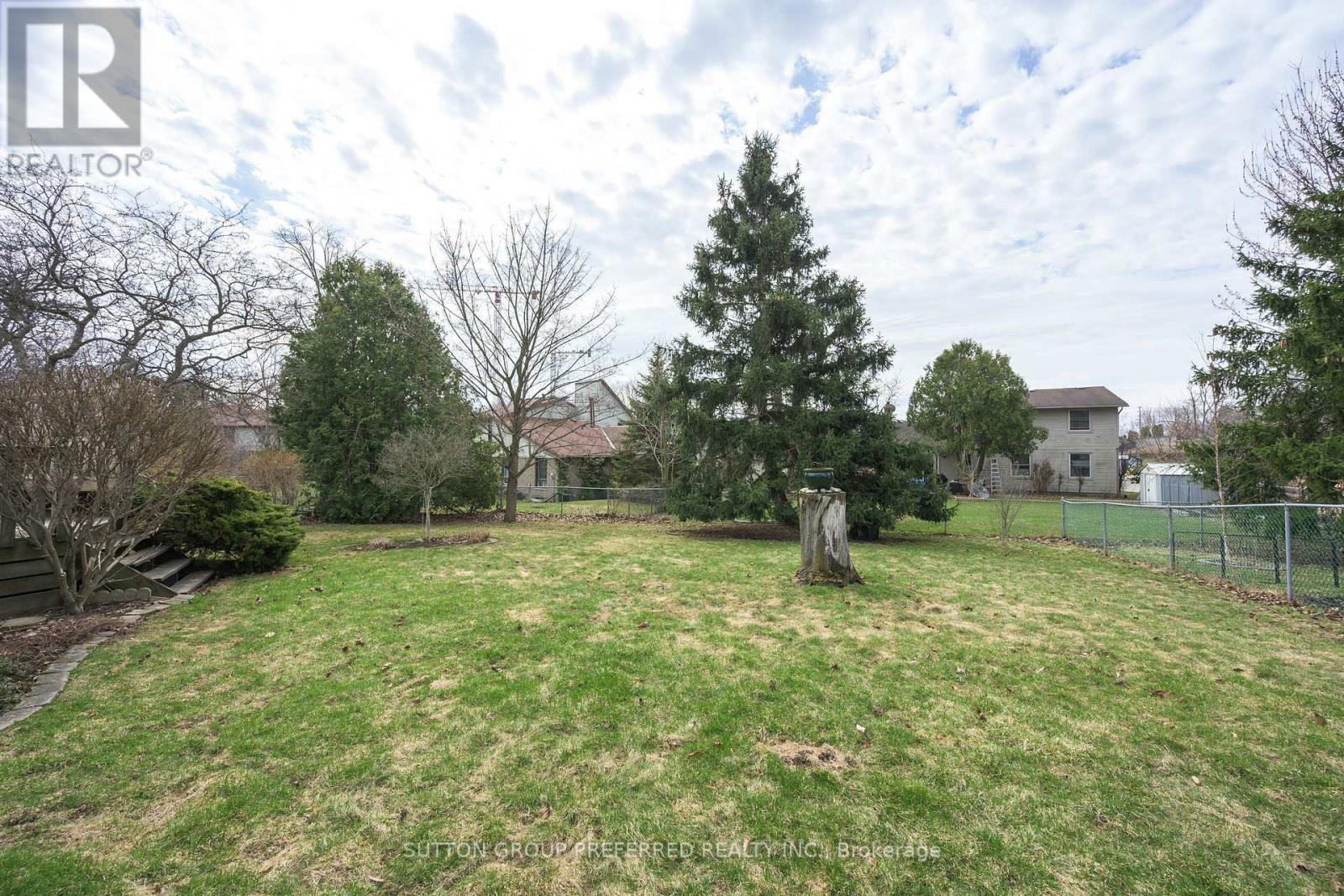 115 Brixham Crescent, London South, Ontario  N6K 1K9 - Photo 7 - X12956648