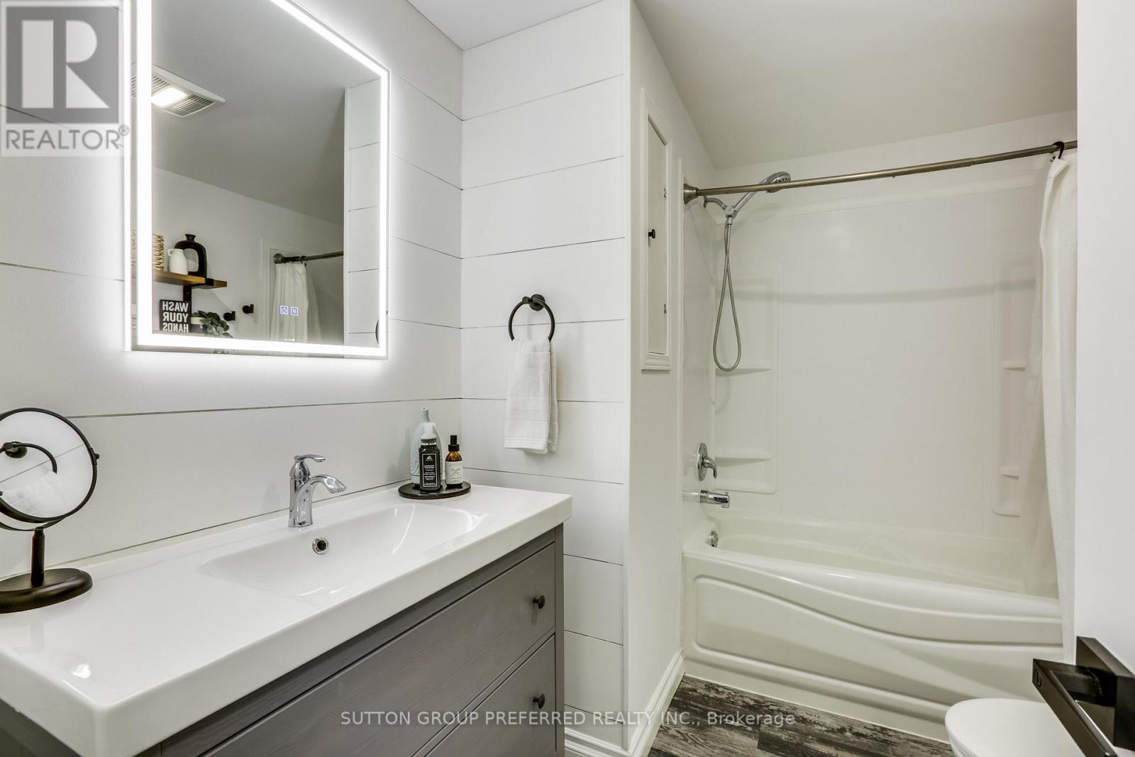 159 Harding Crescent, London South, Ontario  N6E 1G2 - Photo 26 - X12956650