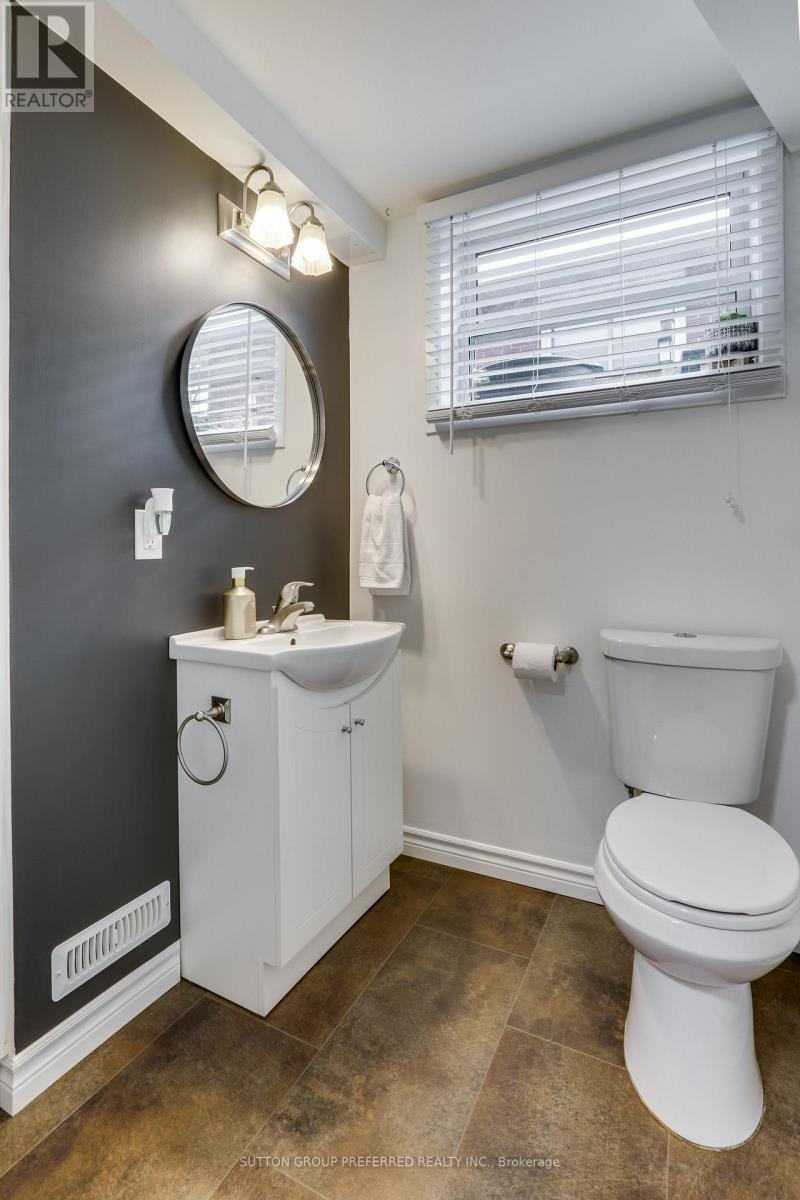 159 Harding Crescent, London South, Ontario  N6E 1G2 - Photo 32 - X12956650