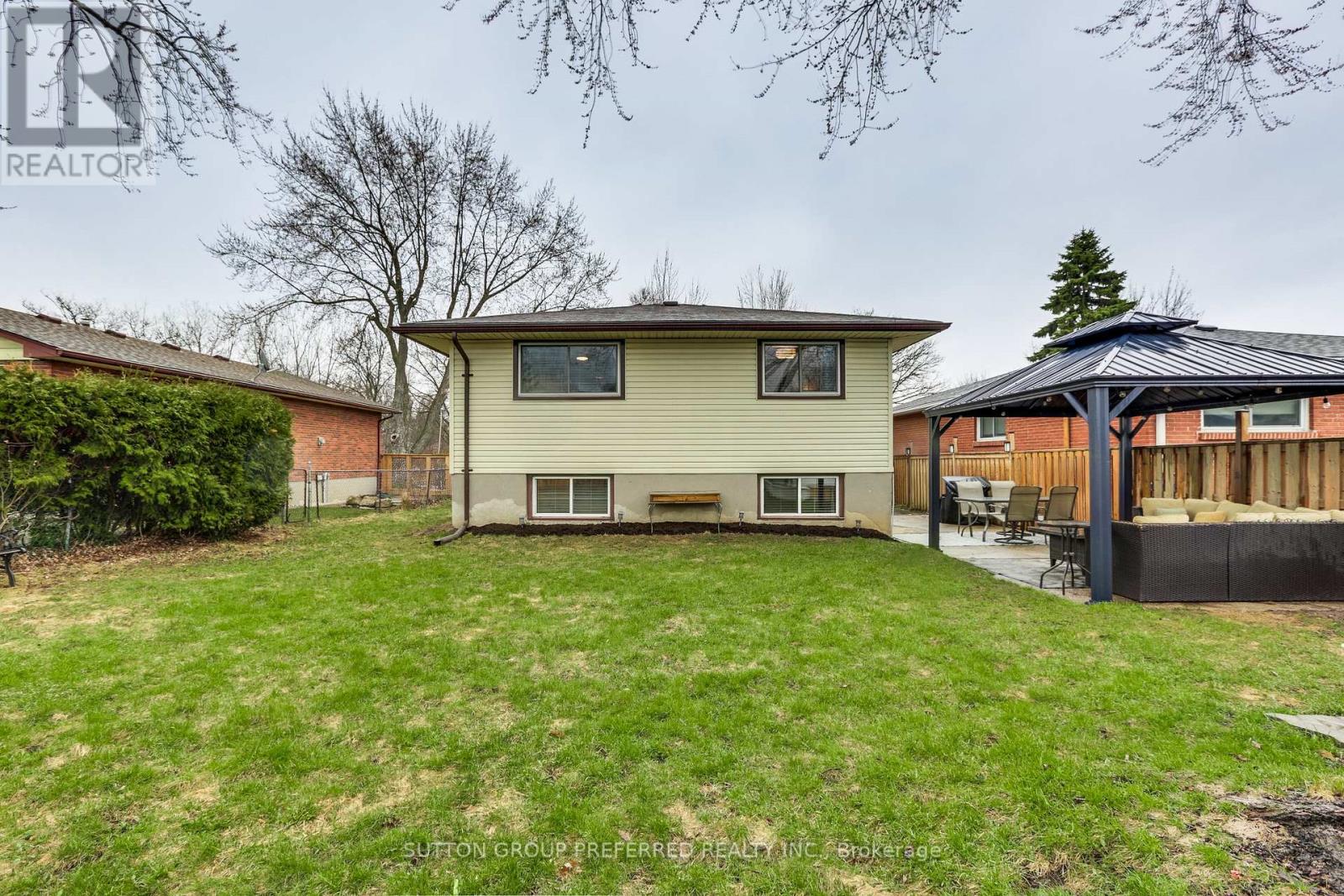 159 Harding Crescent, London South, Ontario  N6E 1G2 - Photo 45 - X12956650