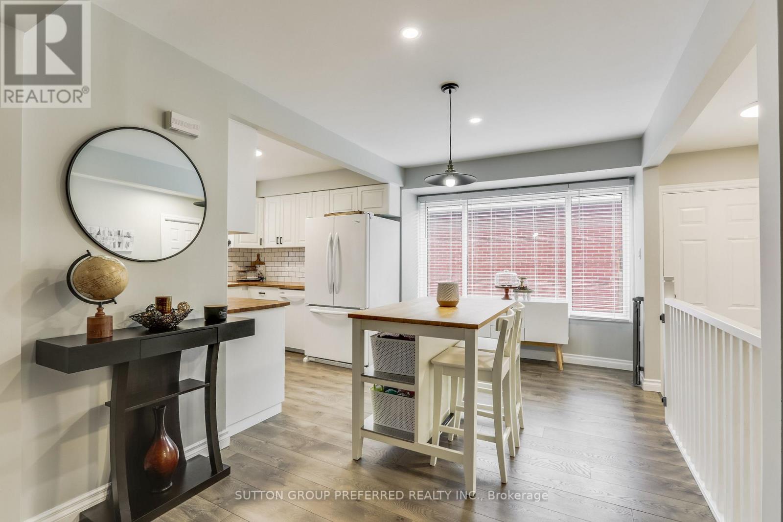 159 Harding Crescent, London South, Ontario  N6E 1G2 - Photo 7 - X12956650