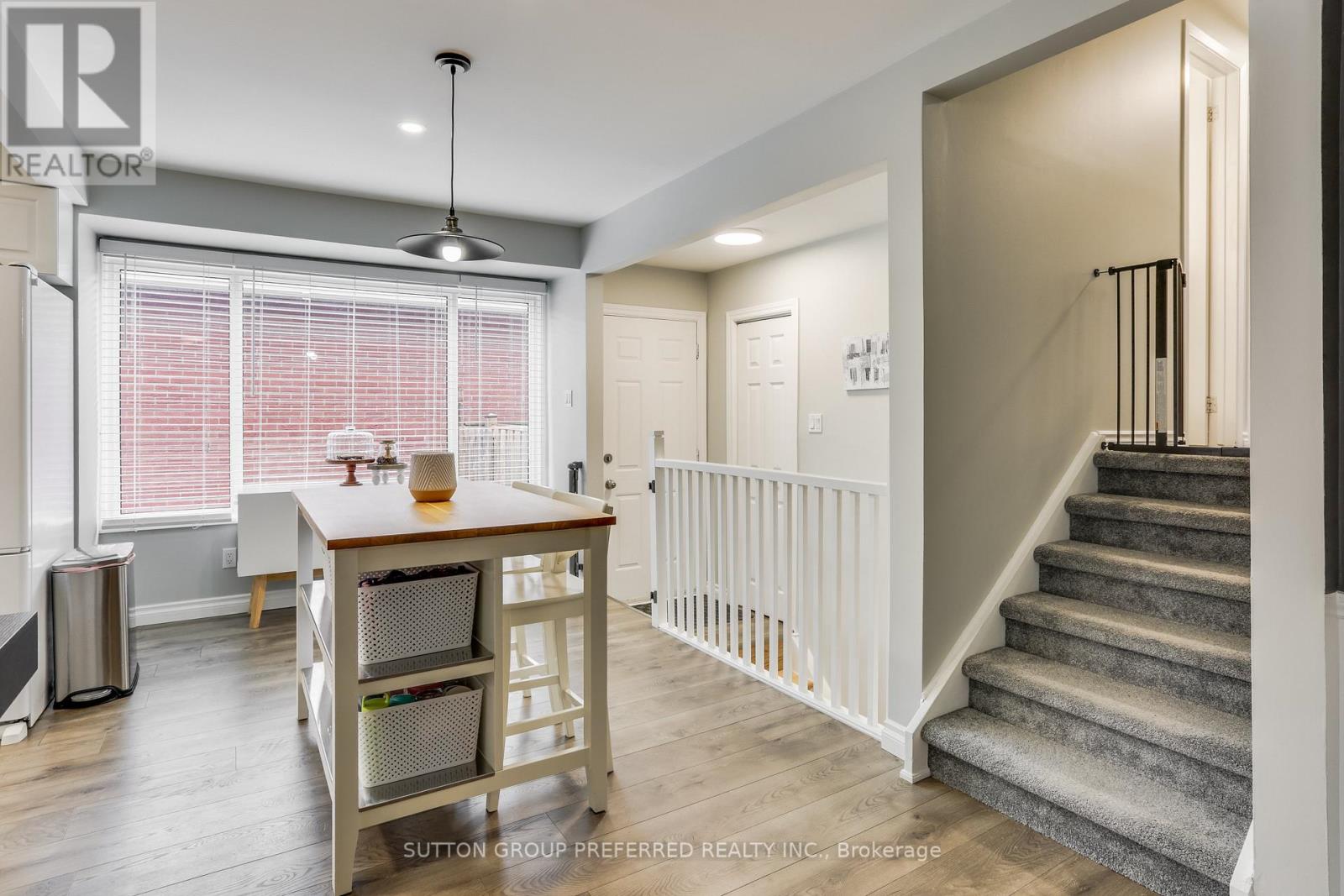 159 Harding Crescent, London South, Ontario  N6E 1G2 - Photo 8 - X12956650