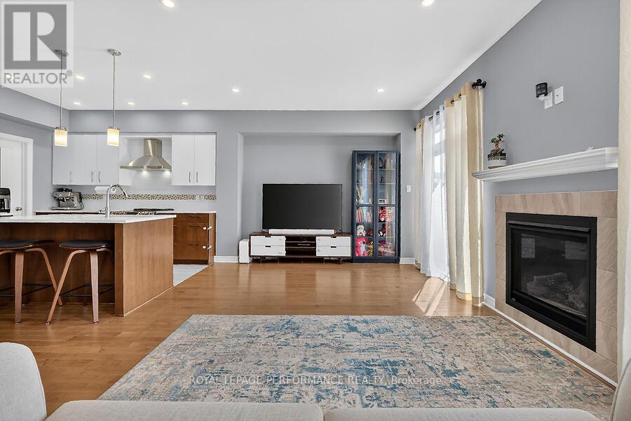 790 Cairn Crescent, Ottawa, Ontario  K1W 0P7 - Photo 11 - X12956658