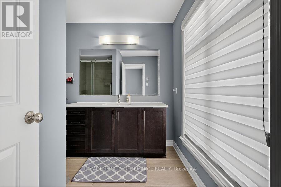 790 Cairn Crescent, Ottawa, Ontario  K1W 0P7 - Photo 36 - X12956658