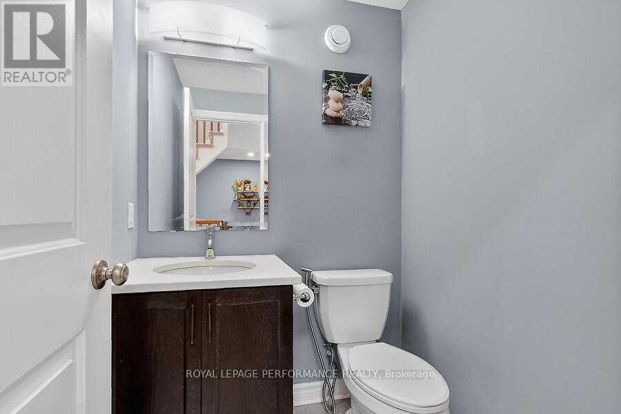 790 Cairn Crescent, Ottawa, Ontario  K1W 0P7 - Photo 4 - X12956658