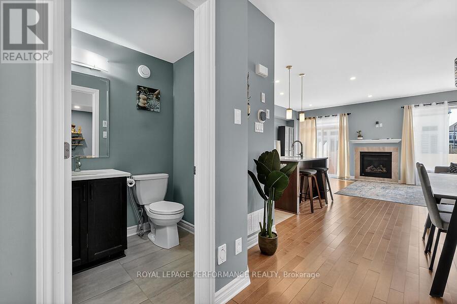 790 Cairn Crescent, Ottawa, Ontario  K1W 0P7 - Photo 6 - X12956658