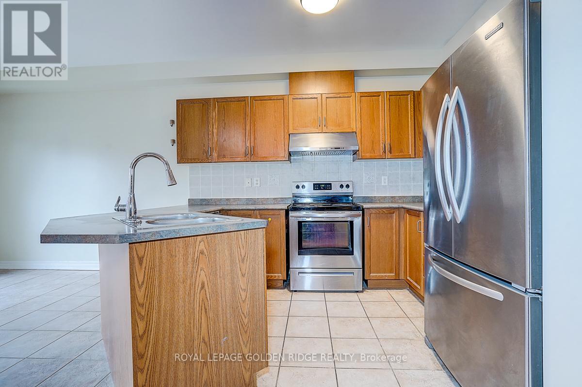 23 Drew Kelly Way, Markham, Ontario  L3R 5R3 - Photo 10 - N12956640