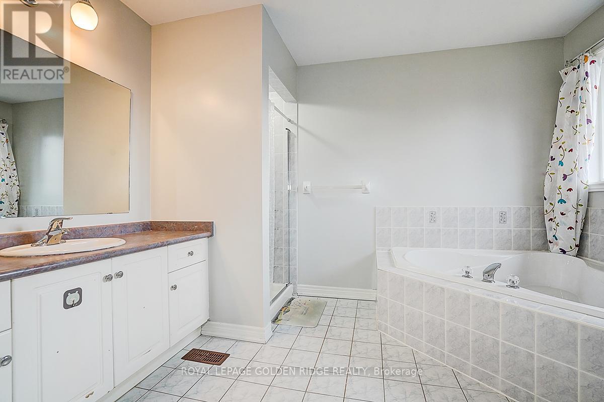 23 Drew Kelly Way, Markham, Ontario  L3R 5R3 - Photo 23 - N12956640