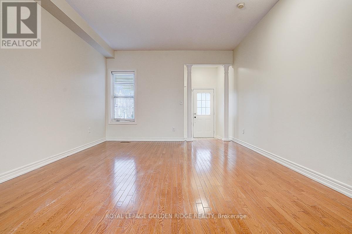 23 Drew Kelly Way, Markham, Ontario  L3R 5R3 - Photo 3 - N12956640