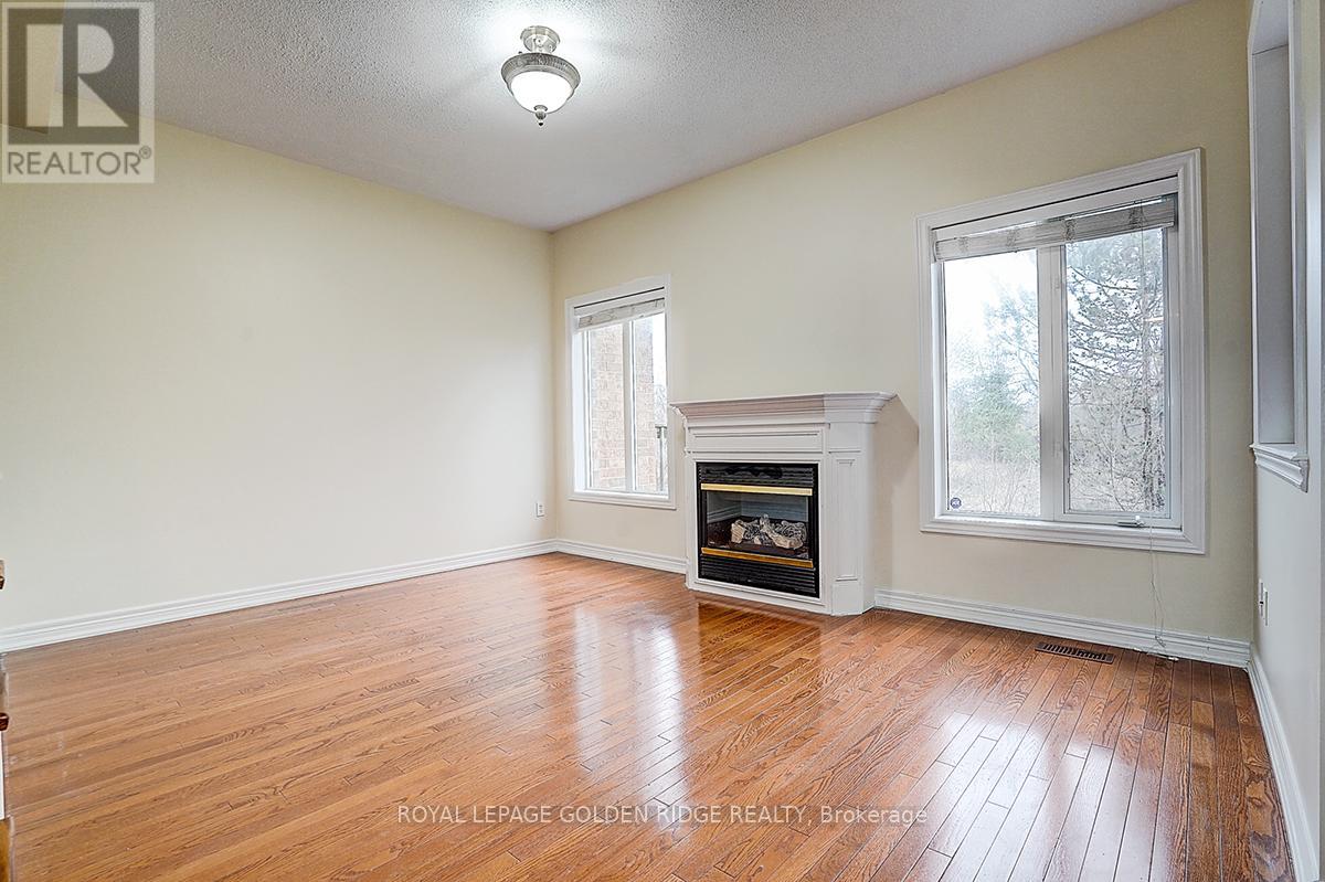 23 Drew Kelly Way, Markham, Ontario  L3R 5R3 - Photo 6 - N12956640