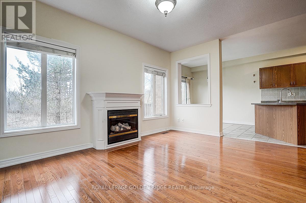 23 Drew Kelly Way, Markham, Ontario  L3R 5R3 - Photo 7 - N12956640