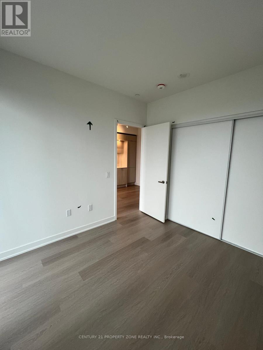 521 - 448 Burmhamthorpe Road W, Mississauga, Ontario  L5B 0R4 - Photo 11 - W12956644