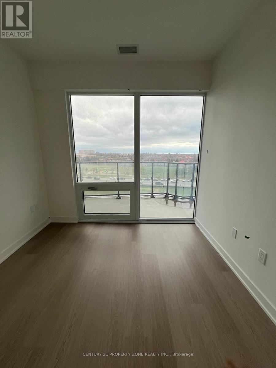 521 - 448 Burmhamthorpe Road W, Mississauga, Ontario  L5B 0R4 - Photo 12 - W12956644