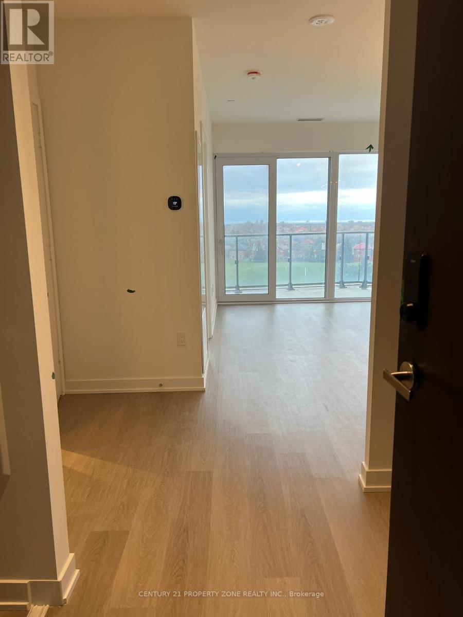 521 - 448 Burmhamthorpe Road W, Mississauga, Ontario  L5B 0R4 - Photo 7 - W12956644