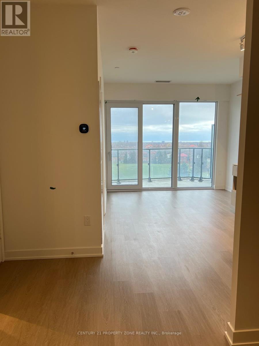 521 - 448 Burmhamthorpe Road W, Mississauga, Ontario  L5B 0R4 - Photo 8 - W12956644