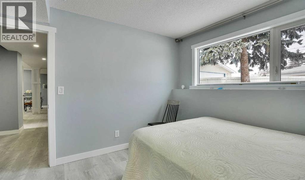 5036 Marshall Road NE, Calgary, Alberta  T2A 2Y8 - Photo 4 - A2298403