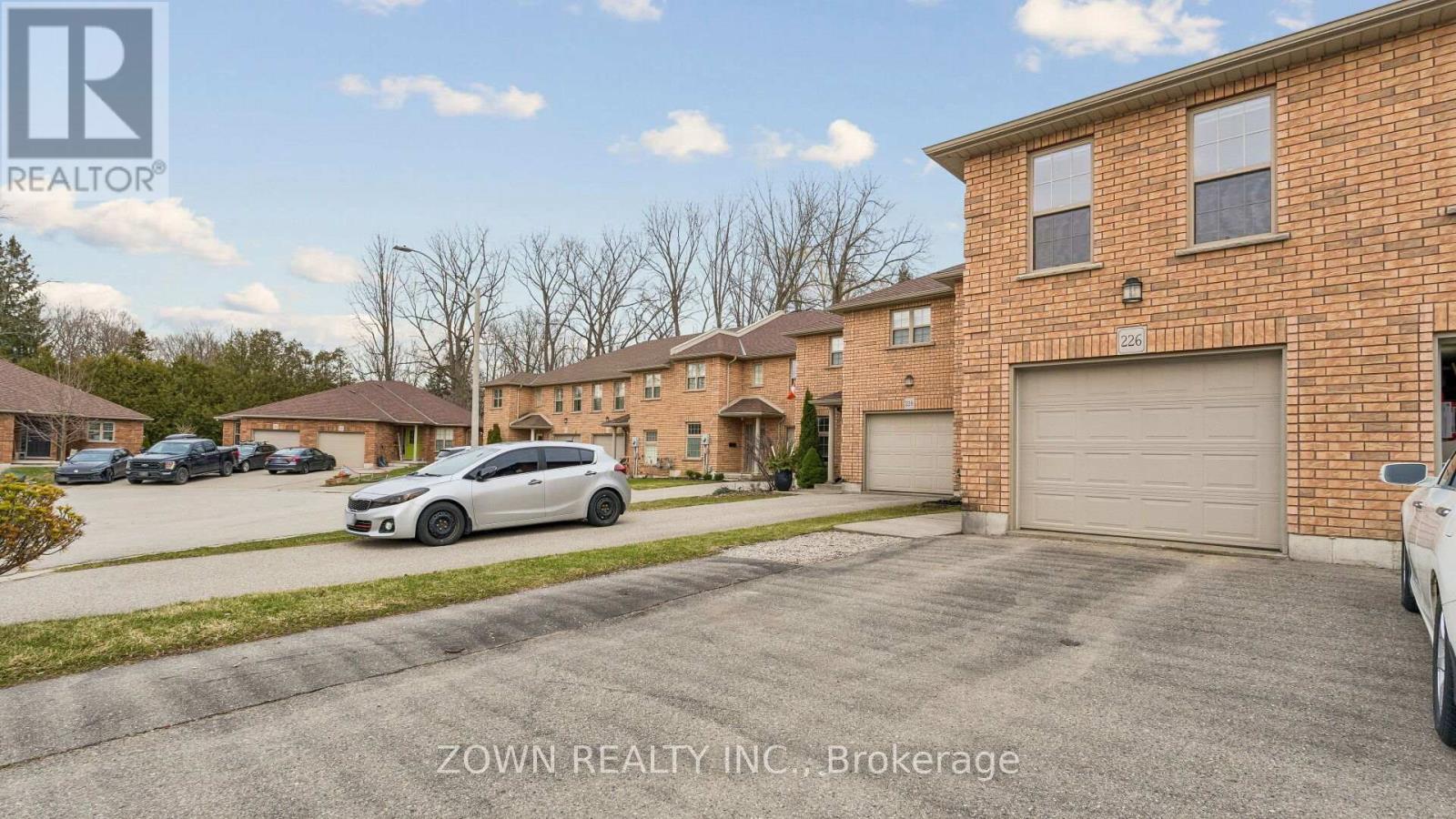 226 Cherry Street, Ingersoll, Ontario  N5C 1J2 - Photo 4 - X12956664