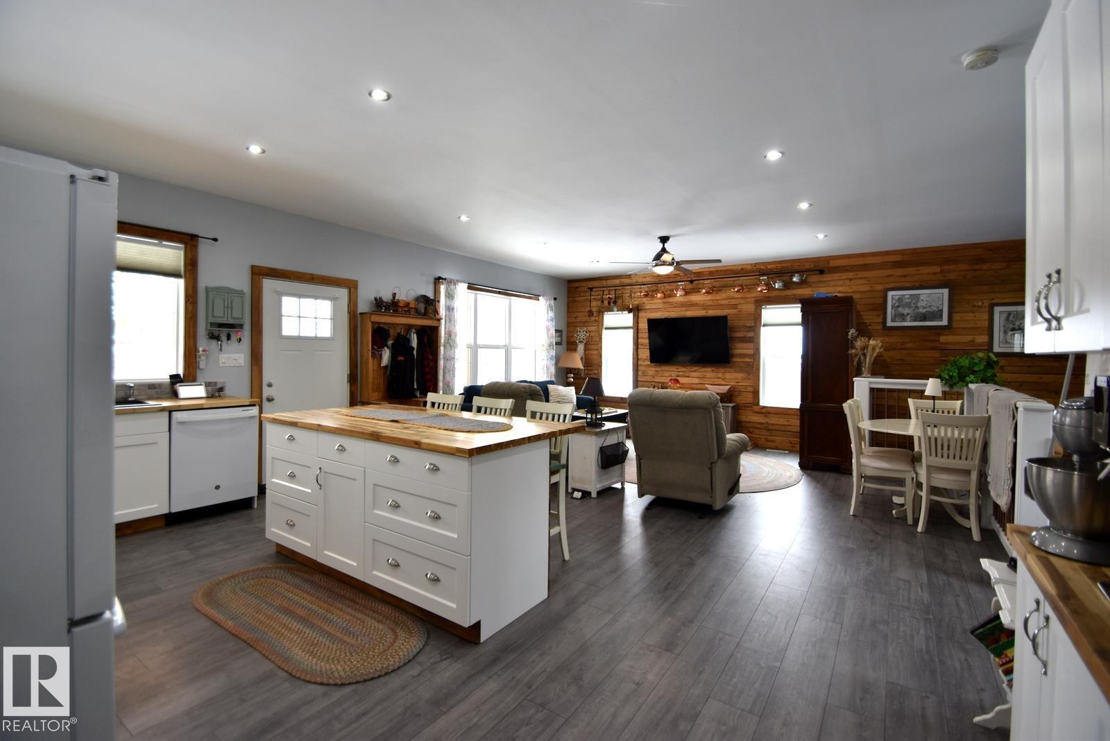 309 Debbie Dr. , Pickerel Pt, Rural Athabasca County, Alberta  T0A 0M0 - Photo 8 - E4480655