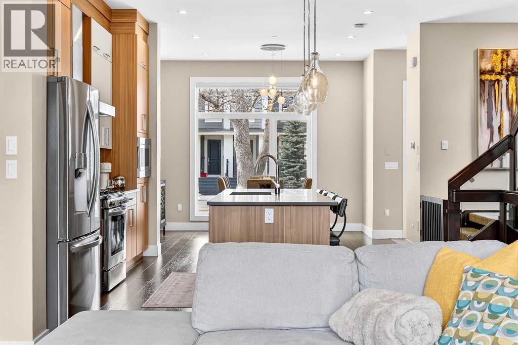 3736 44 Street Sw, Calgary, Alberta  T3E 3S2 - Photo 5 - A2290735