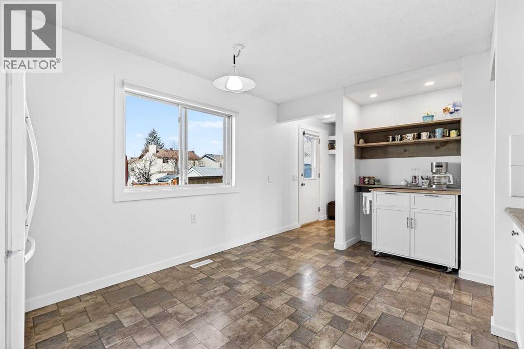 95 Woodglen Grove Sw, Calgary, Alberta  T2W 4J9 - Photo 18 - A2294678